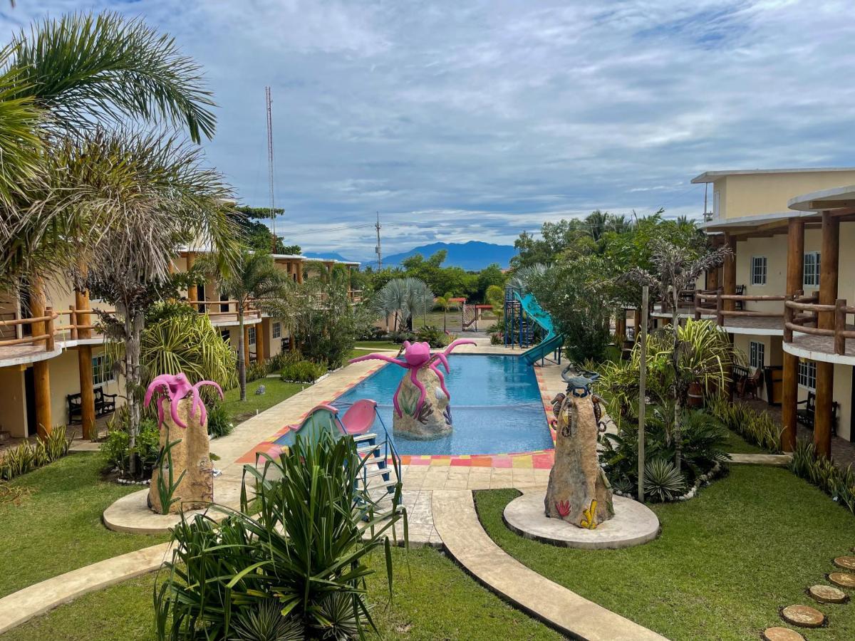 Hotel Pazifico En Monterrico Exterior photo